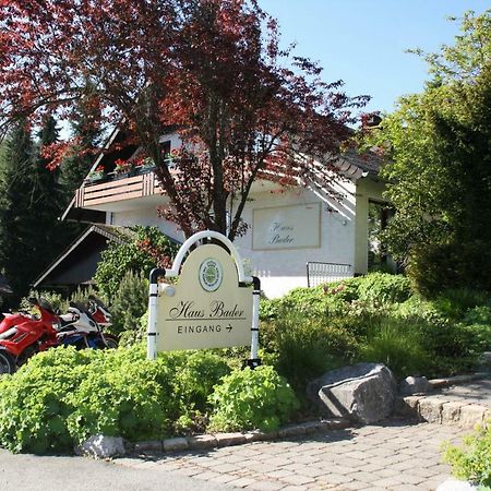 Hôtel Haus Bader à Willingen  Extérieur photo